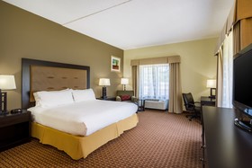 Holiday Inn Express & Suites Northeast