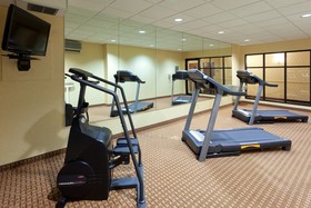 Holiday Inn Express & Suites Northeast