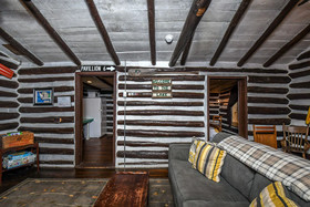 Apple Cottage Holiday Home