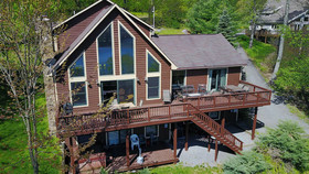 Boxer Overlook House