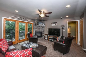 Caesar's Hideaway House