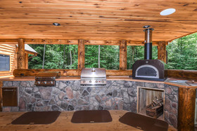 Hemlock Hideaway House