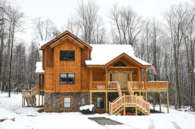 Hemlock Hideaway House