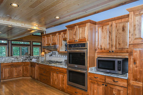 Hemlock Hideaway House
