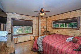 Hemlock Hideaway House
