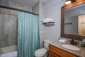 Hemlock Hideaway House