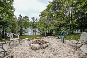 Hummingbird Hill House