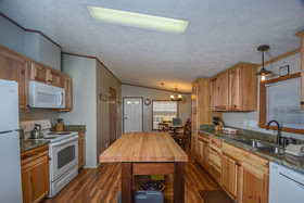 Knotty Pines Holiday Home