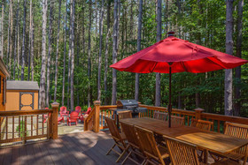 Knotty Pines Holiday Home
