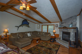 Knotty Pines Holiday Home