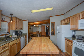 Knotty Pines Holiday Home