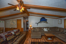 Knotty Pines Holiday Home