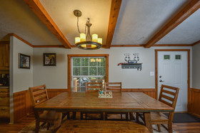 Knotty Pines Holiday Home