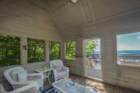 La Bella Vita House