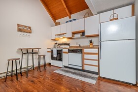 Mountain Ridge Nest