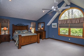 Schmidt Lodge House