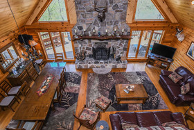 Schmidt Lodge House