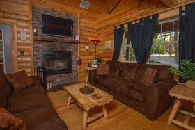 The Mountain Airy House