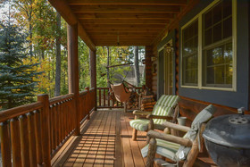 The Mountain Airy House