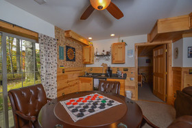 The Mountain Airy House