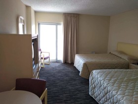 Americana Motor Inn