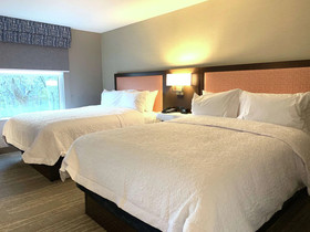 Hampton Inn & Suites Ocean City West