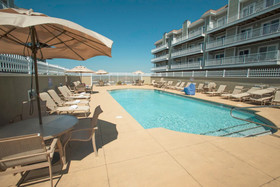 Lucayan Resort