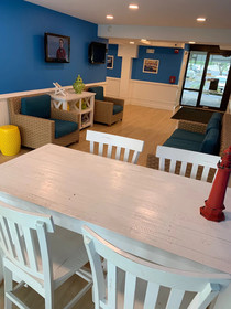 Sea Bay Hotel