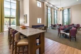 Hampton Inn & Suites National Harbor/Alexandria Area