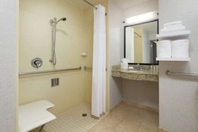 Hampton Inn & Suites National Harbor/Alexandria Area