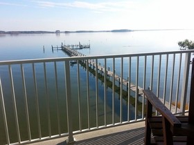 Island Inn & Suites, Ascend Collection