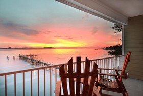 Island Inn & Suites, Ascend Collection