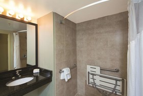 DoubleTree by Hilton Salisbury