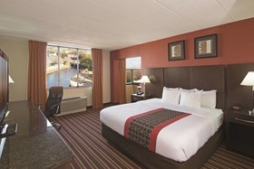 DoubleTree by Hilton Salisbury