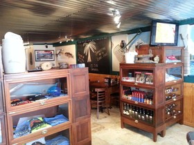 Lowes Wharf Marina Inn