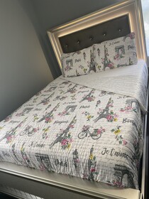 Akeem's Guest House