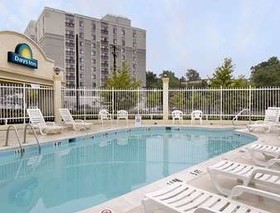 Days Inn by Wyndham Silver Spring