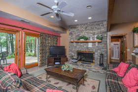 Brighton Shores Holiday Home