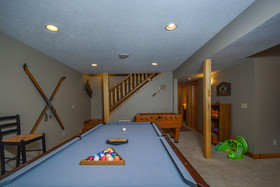 Lucky Bear Lodge House