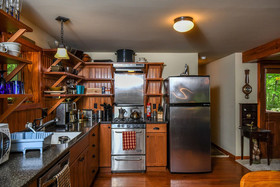 Possum Trot Lodge Holiday Home