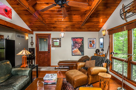 Possum Trot Lodge Holiday Home
