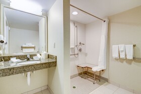 Hilton Garden Inn Waldorf