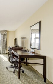 Hilton Garden Inn Waldorf