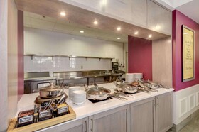 Hilton Garden Inn Waldorf
