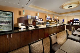 Holiday Inn Express - Waldorf