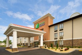 Holiday Inn Express - Waldorf