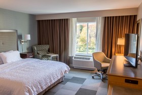 Hampton Inn Amesbury