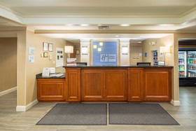 Holiday Inn Express & Suites Auburn