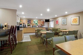 La Quinta Inn by Wyndham Auburn Worcester