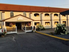 All Seasons Inn Bourne